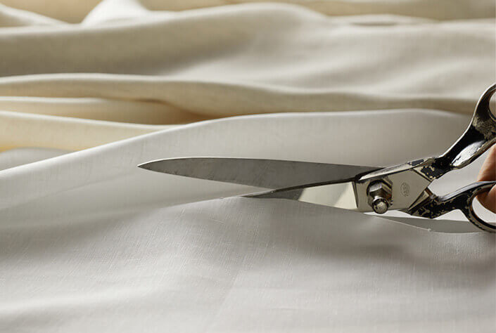 <i>Customer</i> service